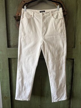 Juicy Couture Vintage Straight Star Appliqué Jeans-Sz 32